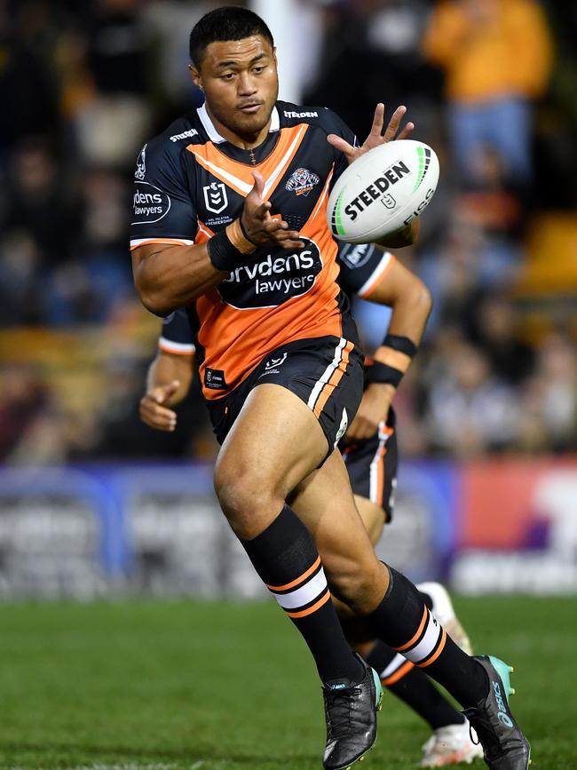 Younger brother Stefano Utoikamanu. Picture: NRL Photos