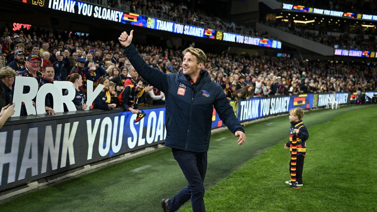 Rory Sloane thanks the fans as he walks a lap of Adelaide Oval. (Photo by Mark Brake/Getty Images)