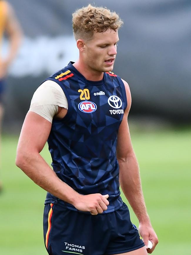 Mitch Hinge is hoping to get a clear run with injury this season. If he does, pick him in KFC SuperCoach! Picture: Mark Brake/Getty Images