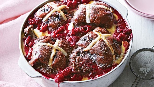 Turn your hot cross buns into this delicious dessert.