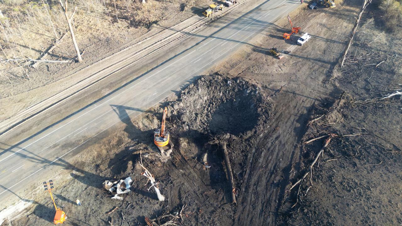 Recovery works taking place on the Bruce Highway where an ammonium nitrate truck exploded near Bororen. Photo – TMR