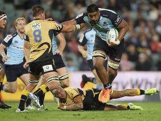 SYDNEY, AUSTRALIA - FEBRUARY 25: Will Skelton of the Waratahs runs the ball forward during the round one Super Rugby match between the Waratahs and the Force at Allianz Stadium on February 25, 2017 in Sydney, Australia. (Photo by Mark Kolbe/Getty Images)