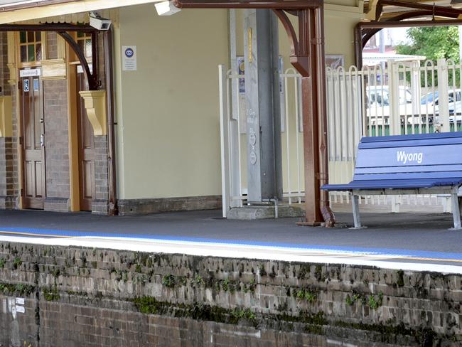 A woman with measles travelled from Wyong to Central on the train.