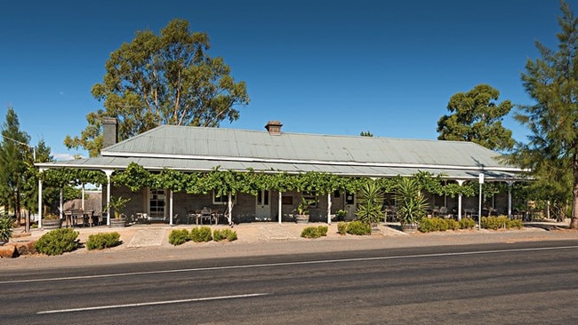 The Redesdale Hotel was once a Cobb & Co changing station.