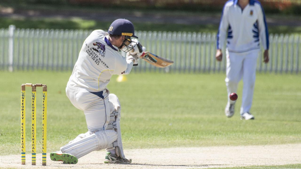 Brandon Walker bats for NBD. Picture: Nev Madsen.