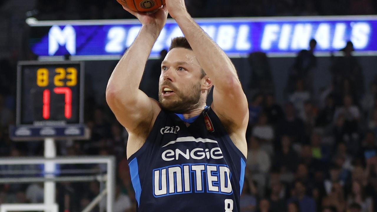 NBL Finals 2024 Melbourne United def Illawarra Hawks in game 1, 16