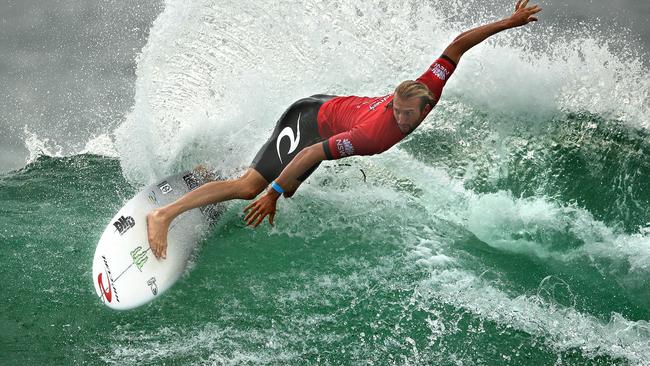 Australia's Owen Wright is one of the tallest men in world surfing. Pic: Phil Hillyard