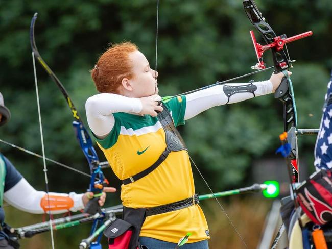 Matilda Mobbs is a teenager on the rise. Supplied: Archery Australia