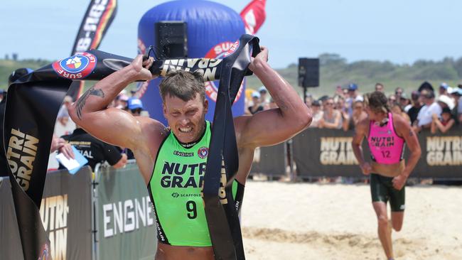 Ben Carberry on his way to winning round three at Maroubra.