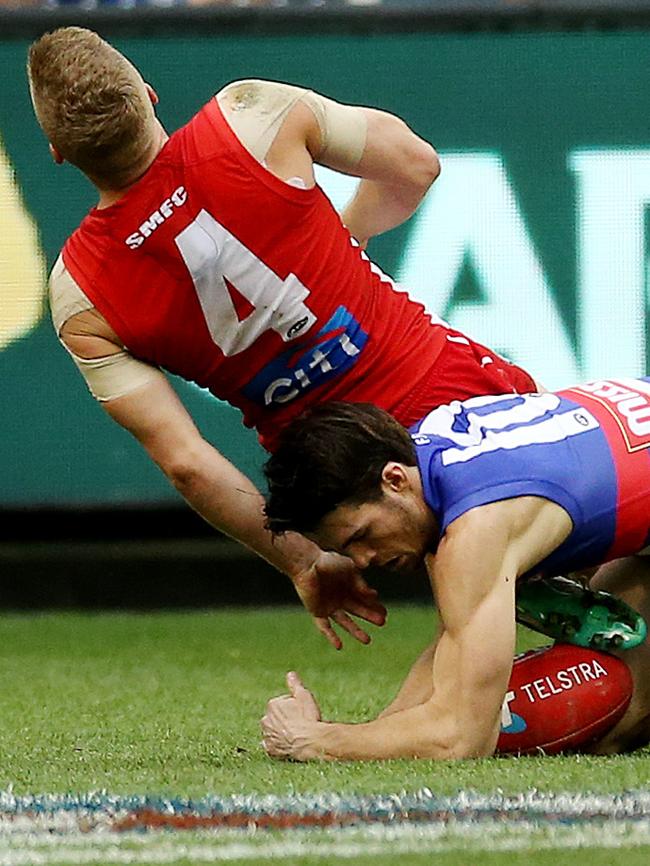 Reverse view of Dan Hannebery’s injury. Picture: Colleen Petch