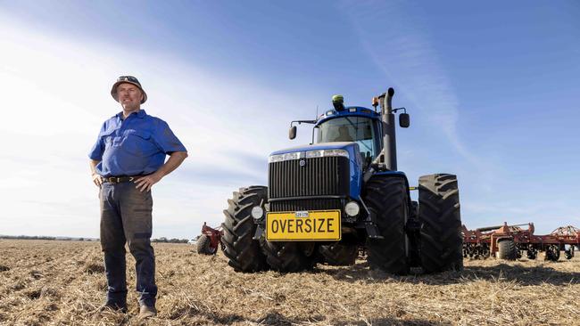 Lack of feed was also affecting fellow Mallee farmer Rick Lienert. Picture: Kelly Barnes