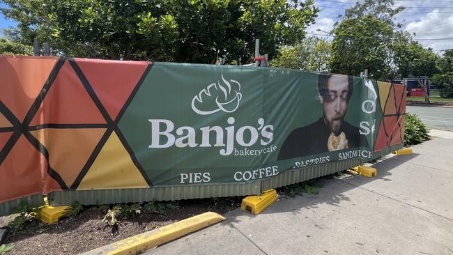 Hoarding at the Banjo’s Bakery site on Helensvale Rd. Picture: Keith Woods.