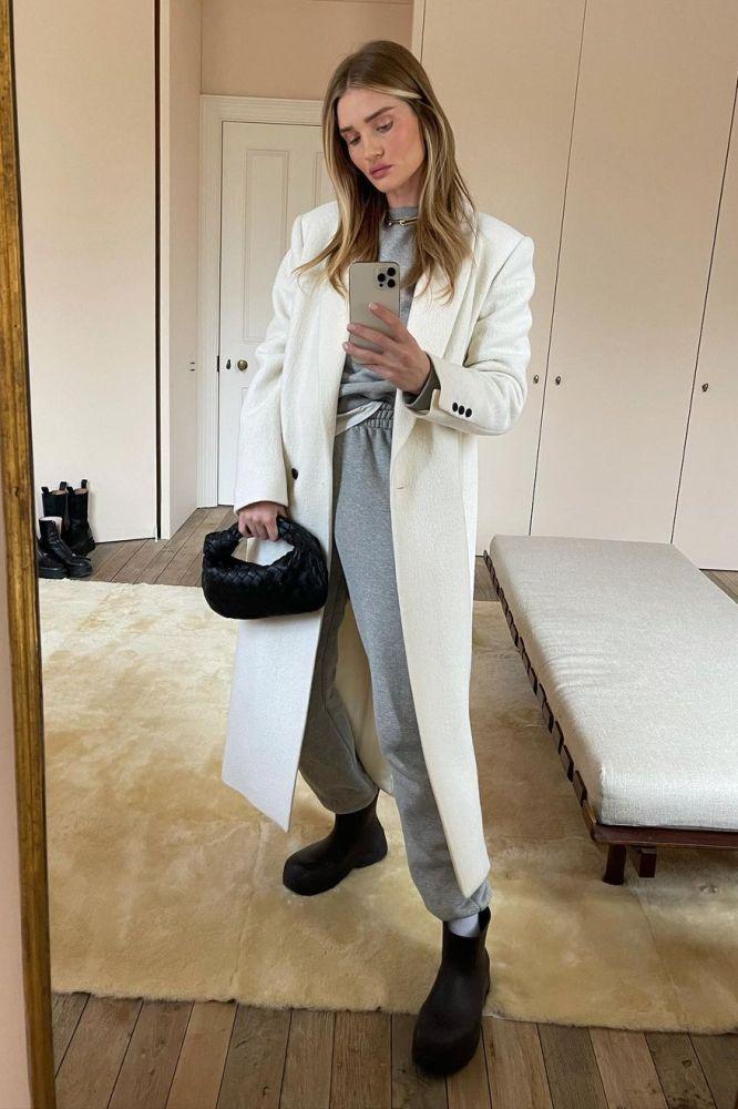 Rosie Huntington-Whiteley Instagram June 9, 2021 – Star Style
