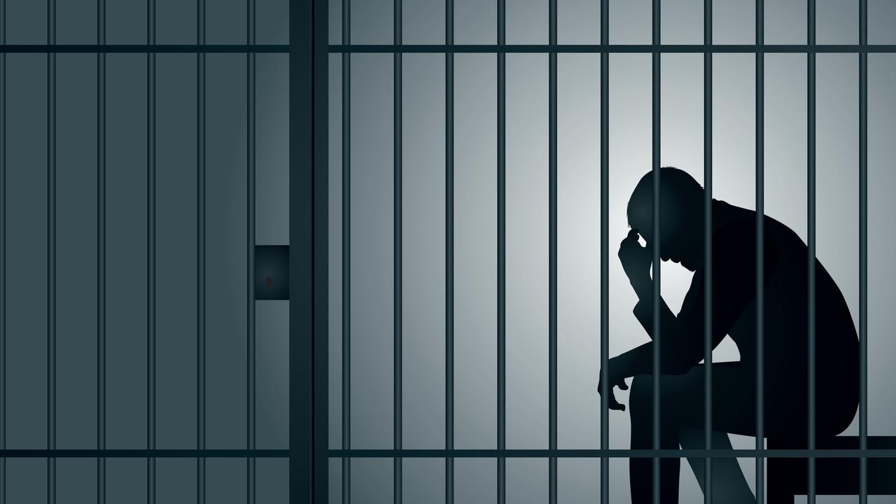 A suitcase of meth, 3400km bus trip and a covert sting: How an interstate drug run unravelled