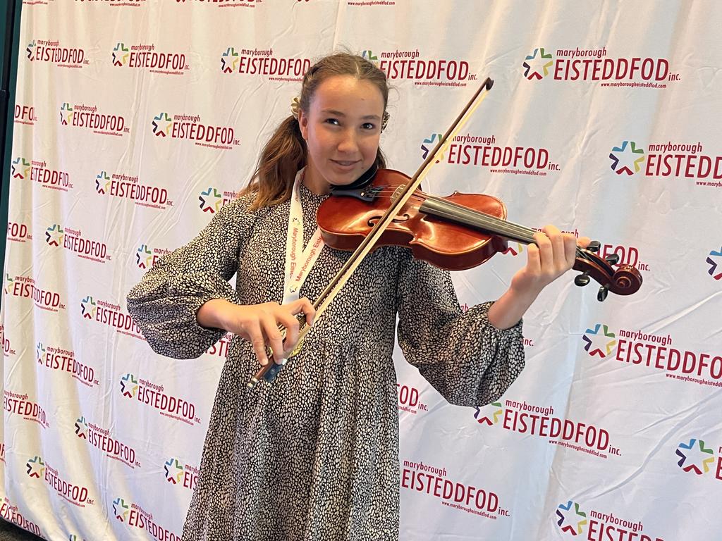 Alexandra White has been practising the violin for seven years. She has taken part in the Maryborough Eisteddfod.