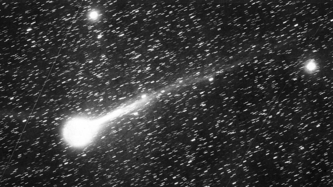 Halley's comet crosses the sky in 1986 during its last visit to Earth. Picture: Anglo-Australian Observatory