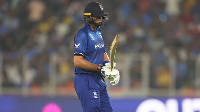 Sad sight as Joe Root makes the long walk back to the pavilion. Bless. (Photo by Robert Cianflone/Getty Images)