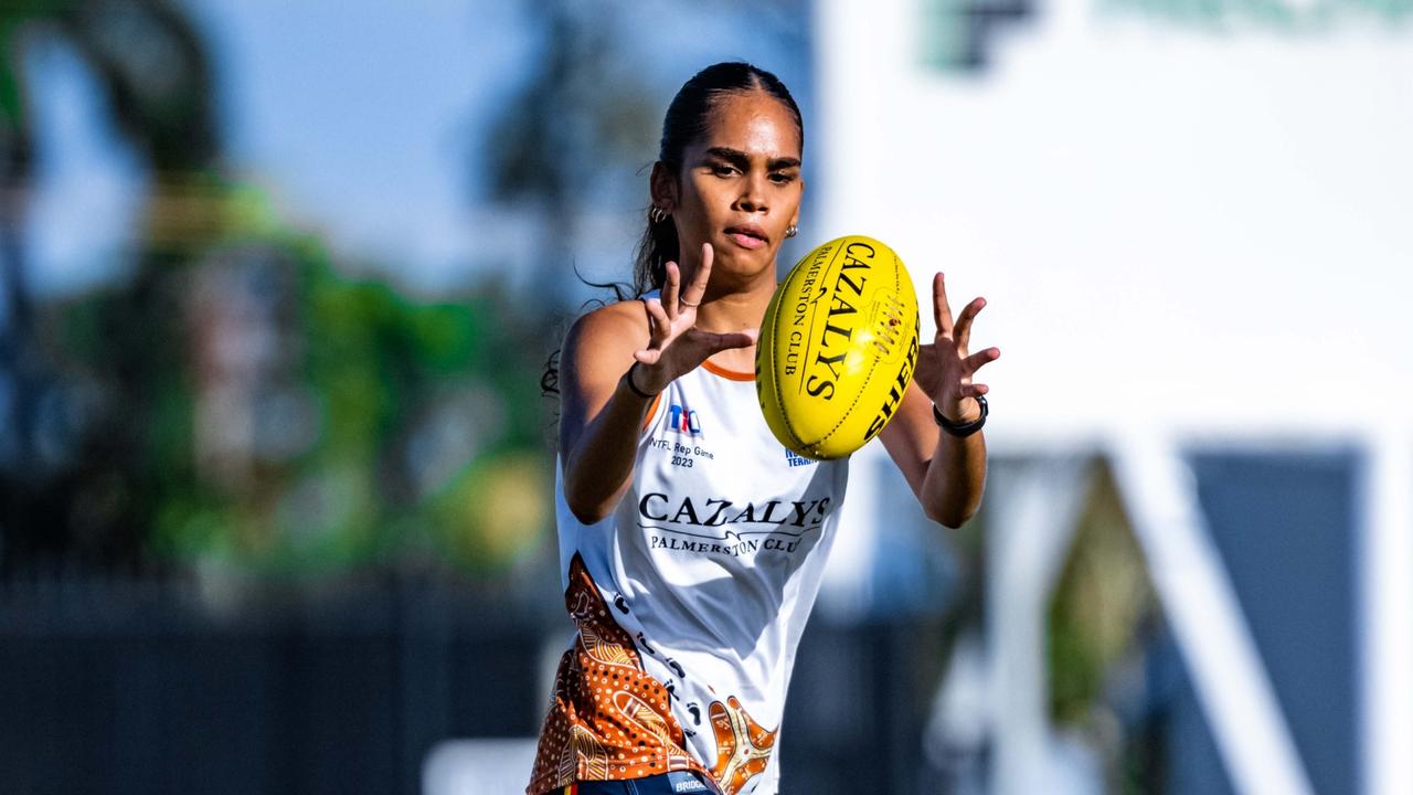 Palmerston’s Tatyana Perry, 17, won the women’s Rising Star award. Picture: Patch Clapp / AFLNT Media