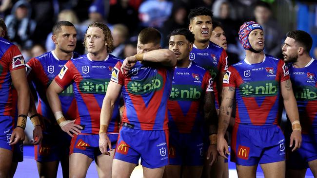 SYDNEY, AUSTRALIA - AUGUST 18: Knights players react during the round 24 NRL match between Cronulla Sharks and Newcastle Knights at PointsBet Stadium, on August 18, 2024, in Sydney, Australia. (Photo by Brendon Thorne/Getty Images)