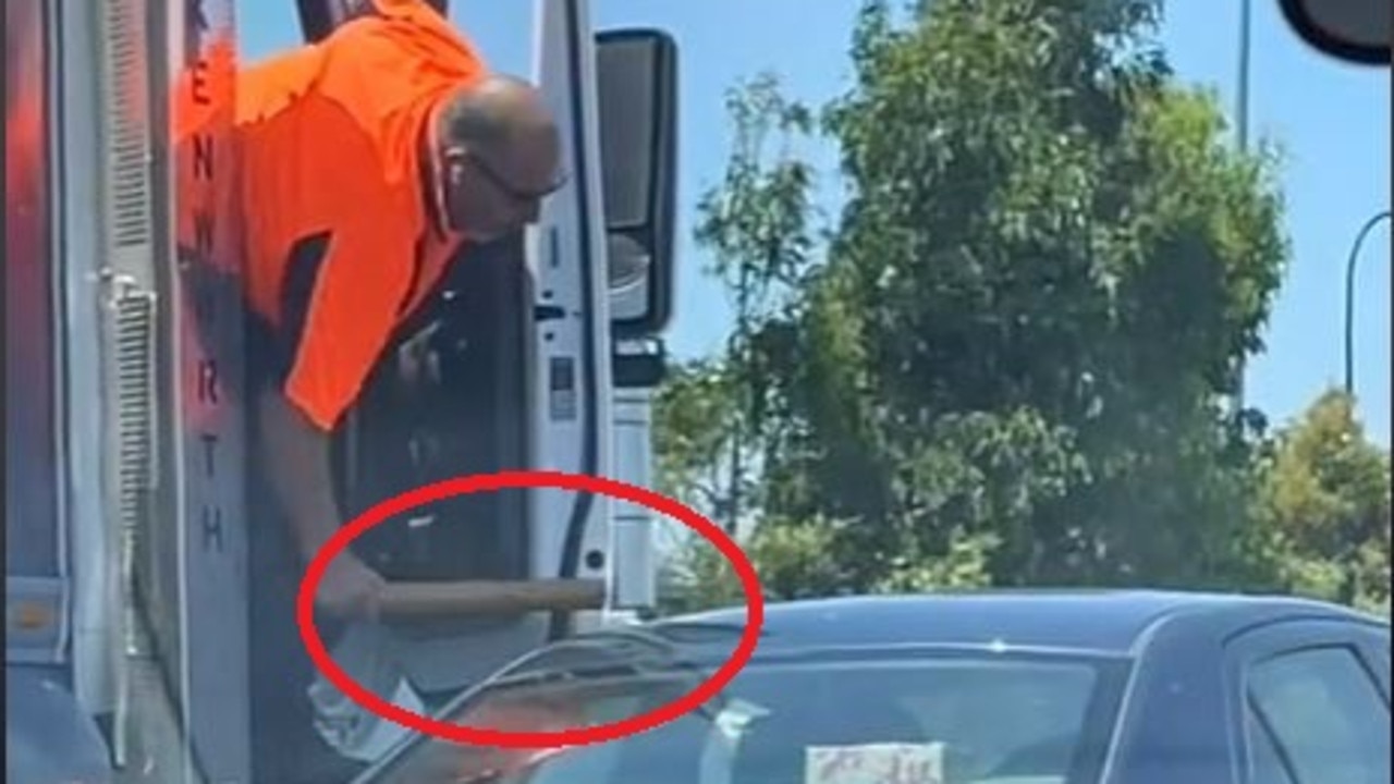 Angry truck driver strikes car with wooden bat in Sydney traffic | Video | news.com.au — Australia's leading news site