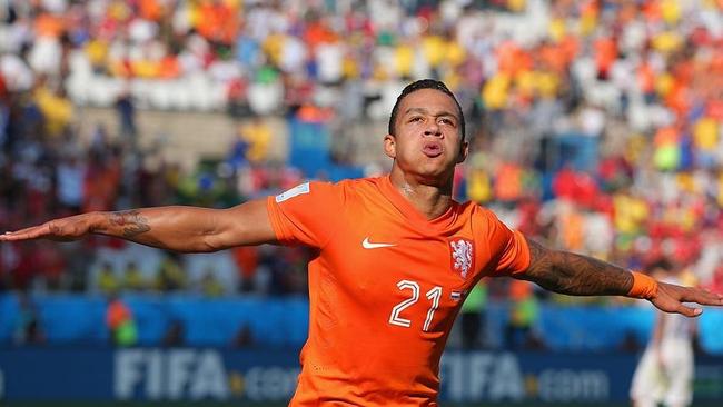 Man United agrees deal for Depay