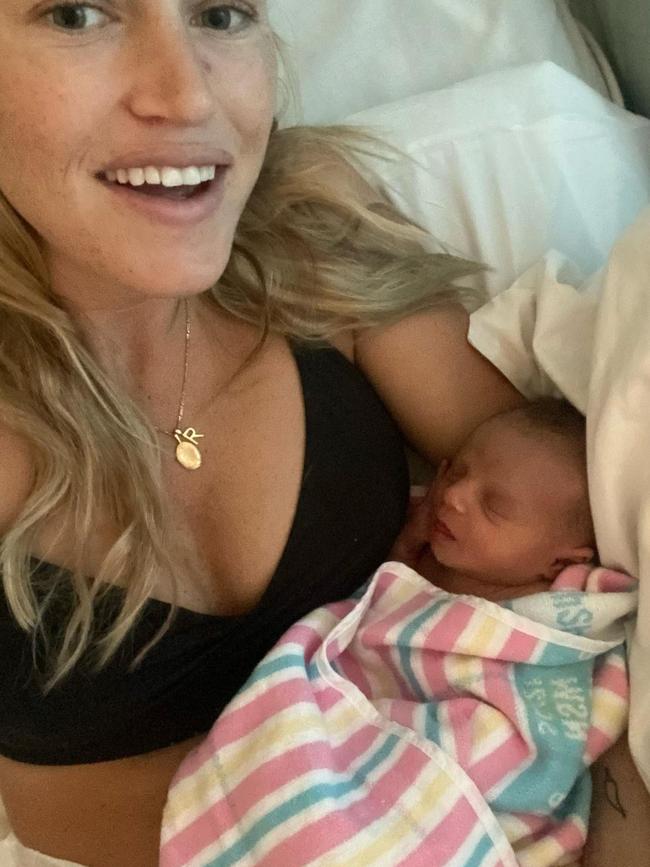 Ellidy Pullin with her newborn daughter, Minnie Alex Pullin. Picture: Instagram