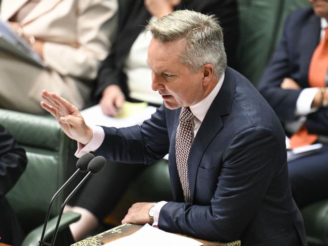 CANBERRA, AUSTRALIA  - NewsWire Photos - February 4, 2025: Minister for Climate Change and Energy of Australia, Chris Bowen during Question Time at Parliament House in Canberra. Picture: NewsWire / Martin Ollman