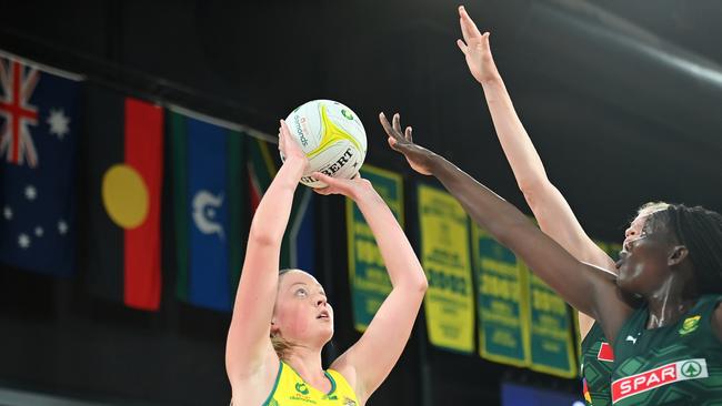 HOBART, AUSTRALIA - OCTOBER 29: Sophie Dwyer of Australia shoots during game two of the international Test Match series between Australia Diamonds and South Africa Proteas at MyState Bank Arena on October 29, 2023 in Hobart, Australia. (Photo by Albert Perez/Getty Images)