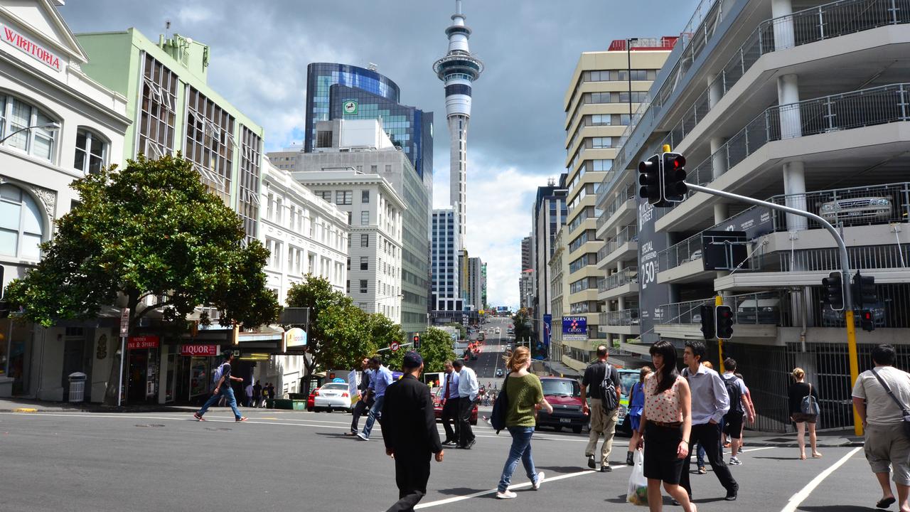 The city of Auckland has around 1.66 million people and is the major city in the North Island.