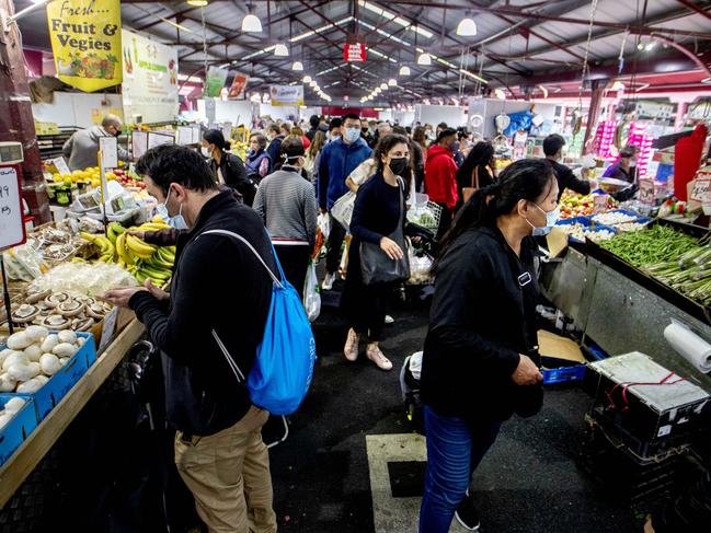 MELBOURNE, AUSTRALIA - NewsWire Photos October 31 2020:  Shoppers flock to Queen Victoria Market on Saturday morning on the first weekend since significantly eased lockdown measures in Melbourne.  Picture: NCA NewsWire / David Geraghty