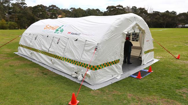 After 15 minutes the hospital is fully inflated and ready to treat animals.