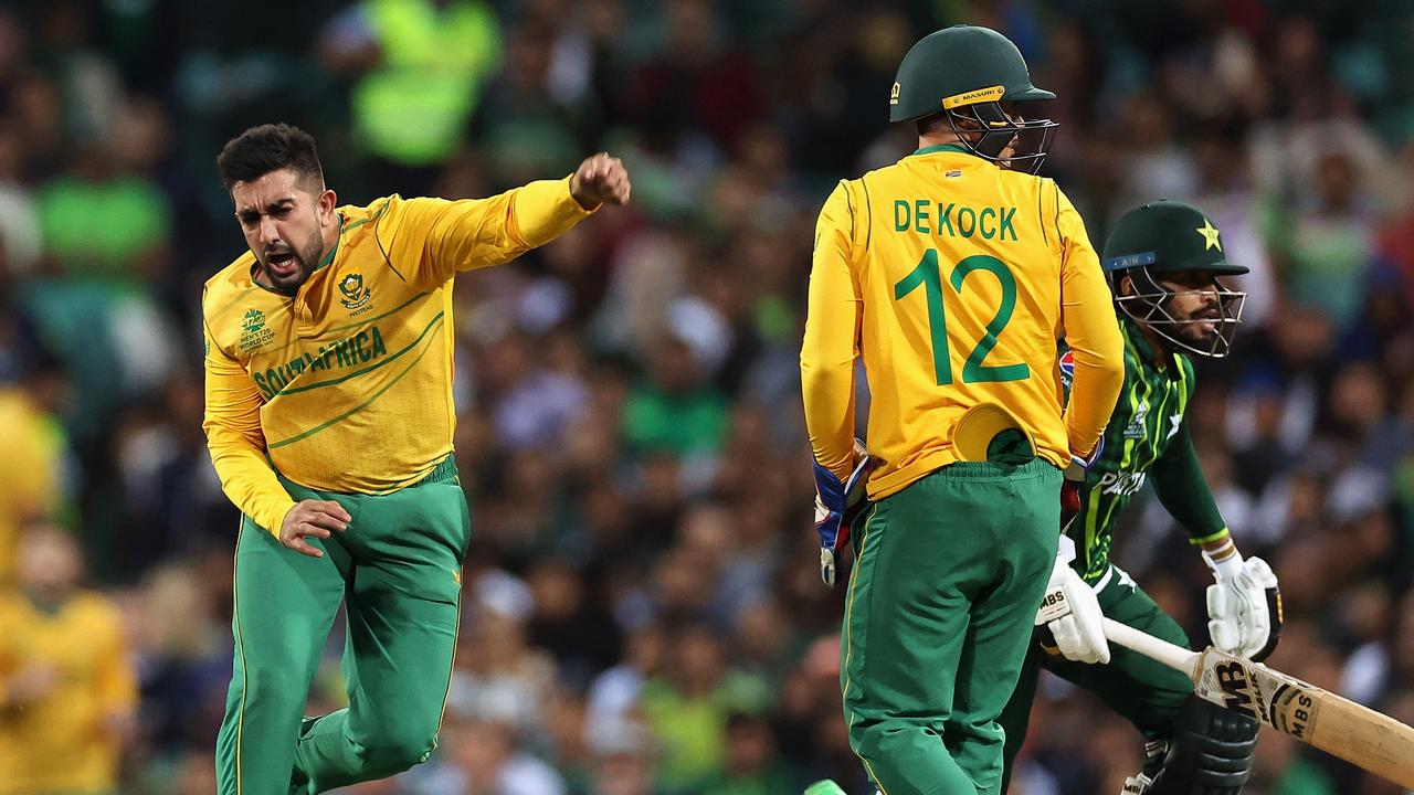 Tabraiz Shamsi celebrates dismissing Mohammad Nawaz. Photo by Cameron Spencer/Getty Images