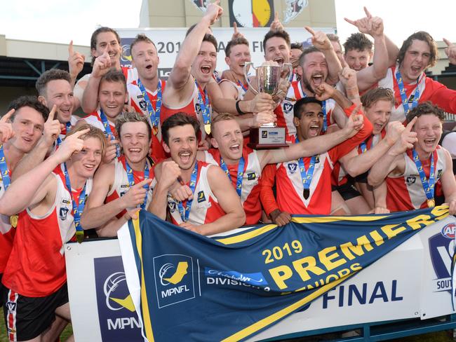 Red Hill celebrates the 2019 MPNFL Division 2 flag triumph.