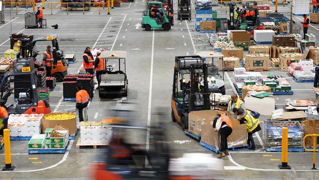 Wholesalers at the Melbourne Market have been pushing back against a rental price hike proposal that would see their rent increase 100 per cent in the next decade.