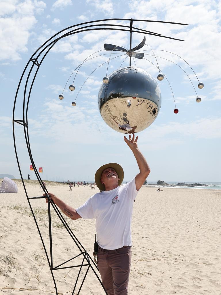 Swell Festival at Currumbin. Sculptor Frederick Beel with his work Ã¢â&#130;¬Å&#147;Time &amp; SpaceÃ¢â&#130;¬Â&#157; Picture Glenn Hampson