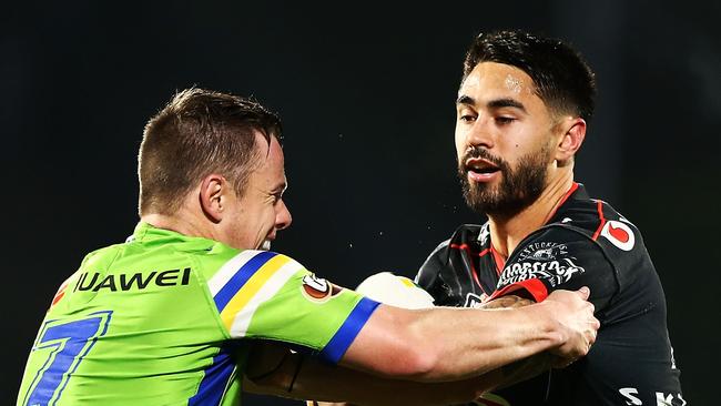 Shaun Johnson has emerged as a potential target for the Raiders.