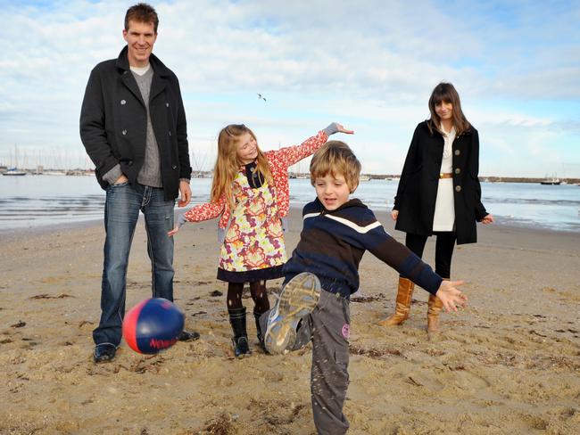 A young Tiernan with his late dad, sister Matisse and mum Samantha.