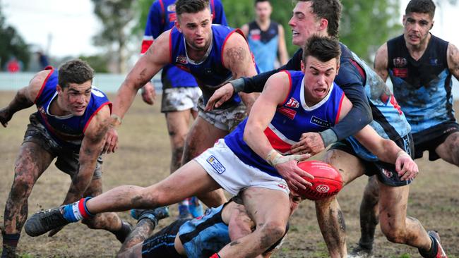 EDFL powerhouses Keilor and Aberfeldie lock horns. Picture: Jamie Morey