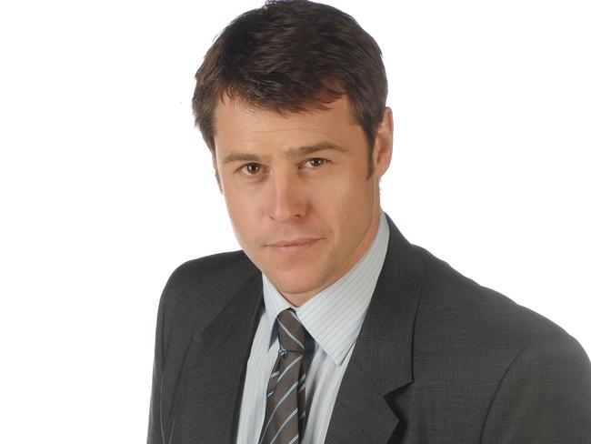Rodger Corser played ‘Steve Owen’ in ‘Underbelly’, a character based on Stuart Bateson.