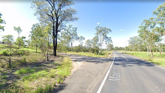 Intersection of Hetherington Rd and the Isis Hwy, Dallarnill