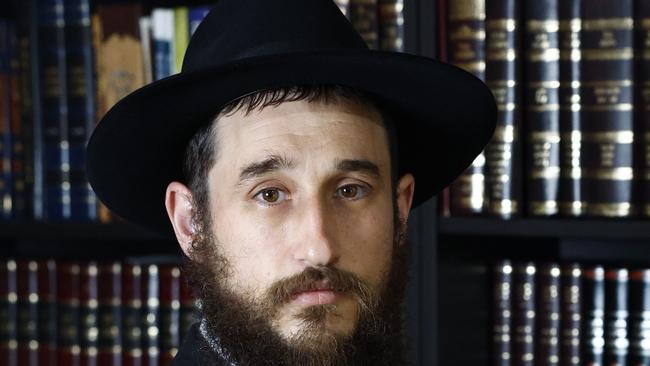 Cairns Rabbi Ari Rubin says a group of people in Cairns are preparing to leave Australia to fight in Israel.