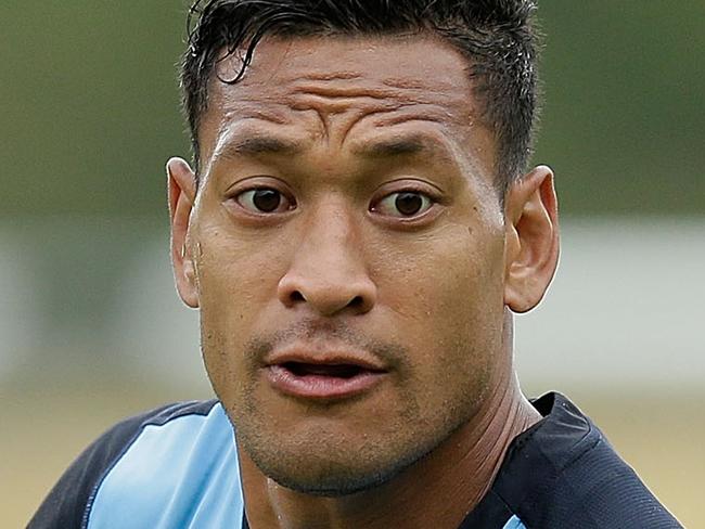 SYDNEY, AUSTRALIA - MARCH 15: Israel Folau in action during the Waratahs Super Rugby training session at Kippax Lake on March 15, 2016 in Sydney, Australia. (Photo by Mark Metcalfe/Getty Images)