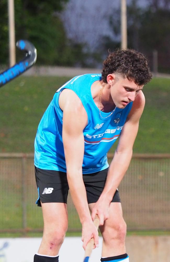 Darwin's own Zach Rakkas training with the SRA Territory Stingers ahead of their clash with the Brisbane Blaze. Photo: MJM Photography.