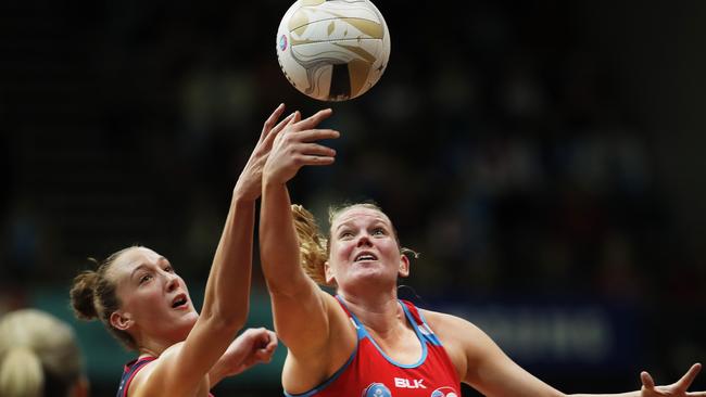 Swifts shooter Caitlin Thwaites with her eyes on the prize in the match against Vixens. Pic: Phil Hillyard