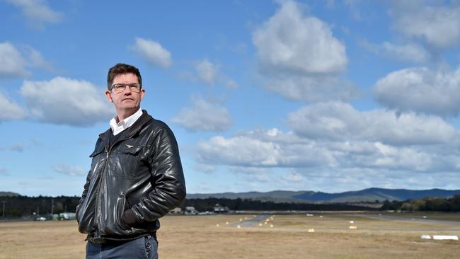 EXPRESS ADVOCATE/AAP. Central Coast Aero Club CEO Andrew Smith. (AAP IMAGE / Troy Snook)