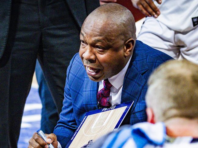 Joey Wright coach of the 36ers during the Round 20 NBL match between the Perth Wildcats and Adelaide 36ers at RAC Arena in Perth, Saturday, February 15, 2020. (AAP Image/Tony McDonough) NO ARCHIVING, EDITORIAL USE ONLY