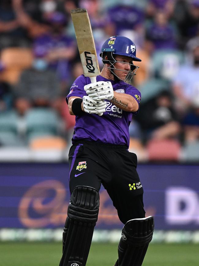 D'Arcy Short can register points with bat and ball. Picture: Steve Bell/Getty Images