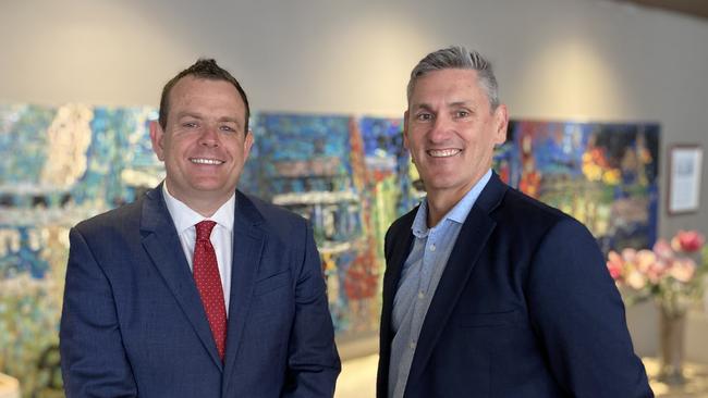 Dubbo mayor Stephen Lawrence and interim council CEO Murray Wood. Picture: Ryan Young