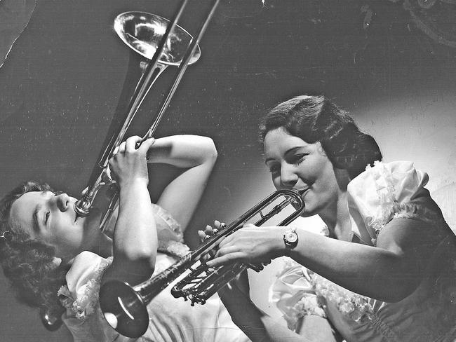 Hilda Tansey (right) and fellow trombonist in the Trocadero All Girls Dance Band in 1938.