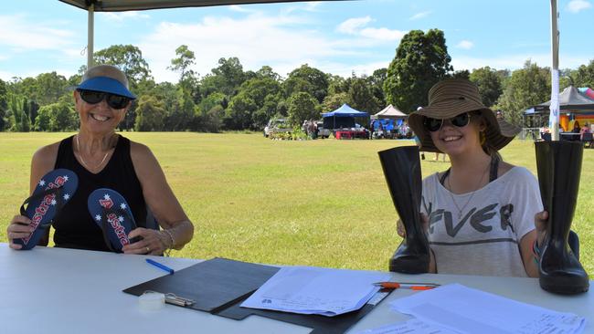 Kerry Elliot and Sienna Edwards co-ordinated the gumboot and thong toss events at Glenwood.